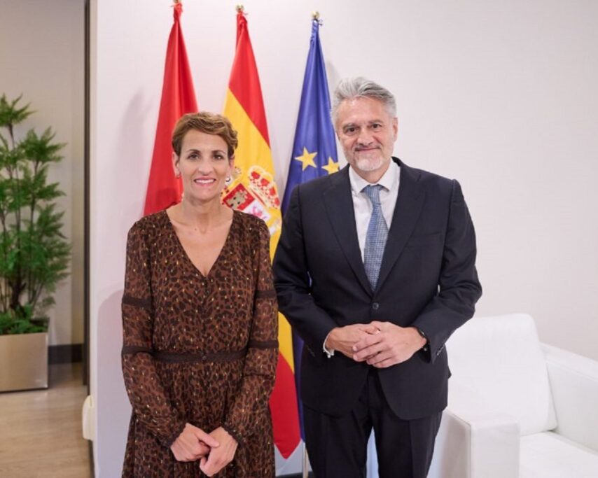 Directivos de gobierno de Navarra y Microsoft