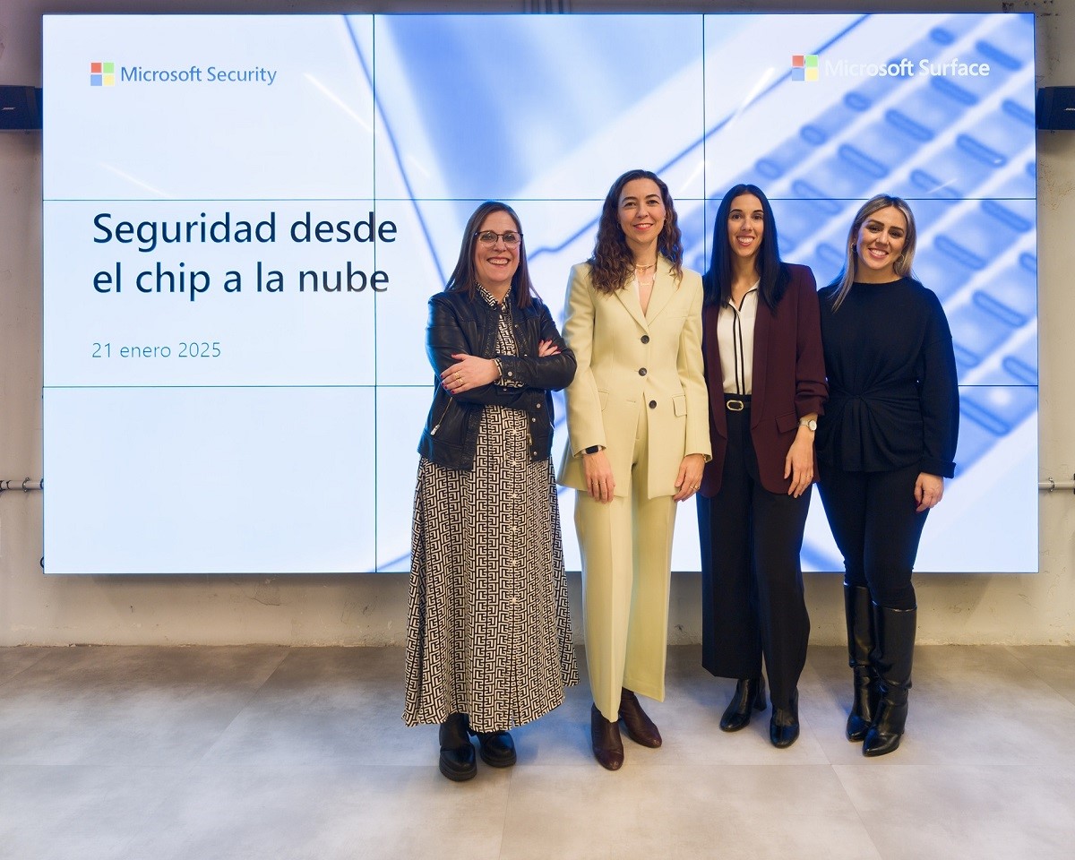 Cuatro portavoces femeninas del ámbito de la ciberseguridad de Microsoft España